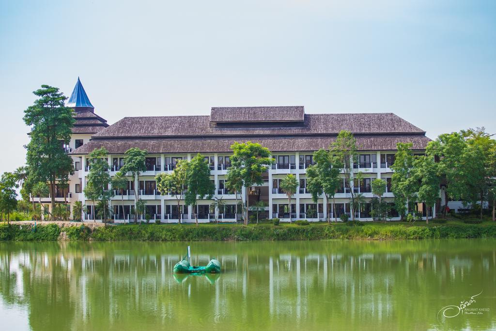 Hotel Gassan Legacy Golf Club Lamphun Exterior foto