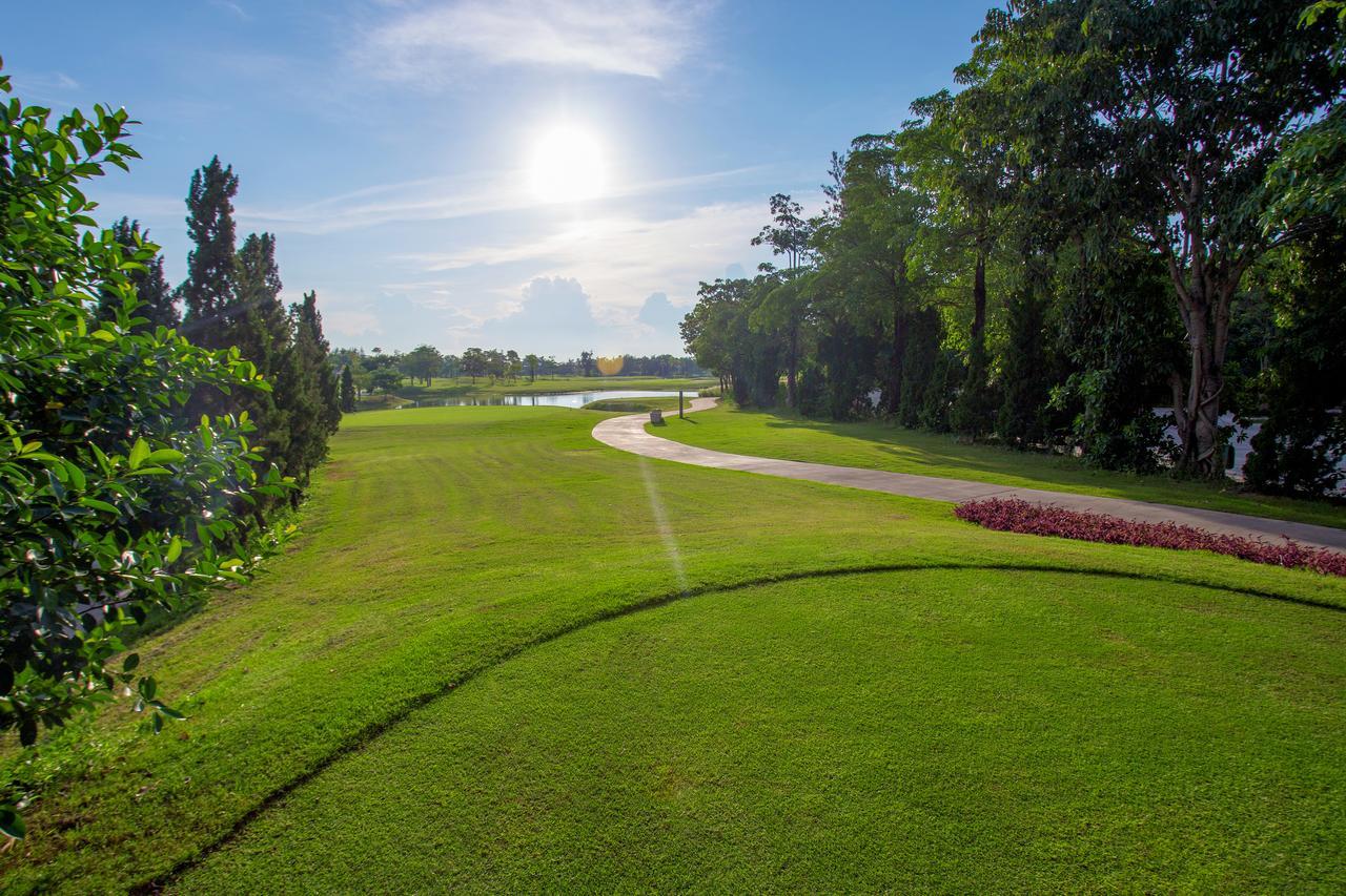 Hotel Gassan Legacy Golf Club Lamphun Exterior foto